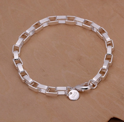 Cute 925 Sterling Silver Buckle Side Chain Bracelet (One)